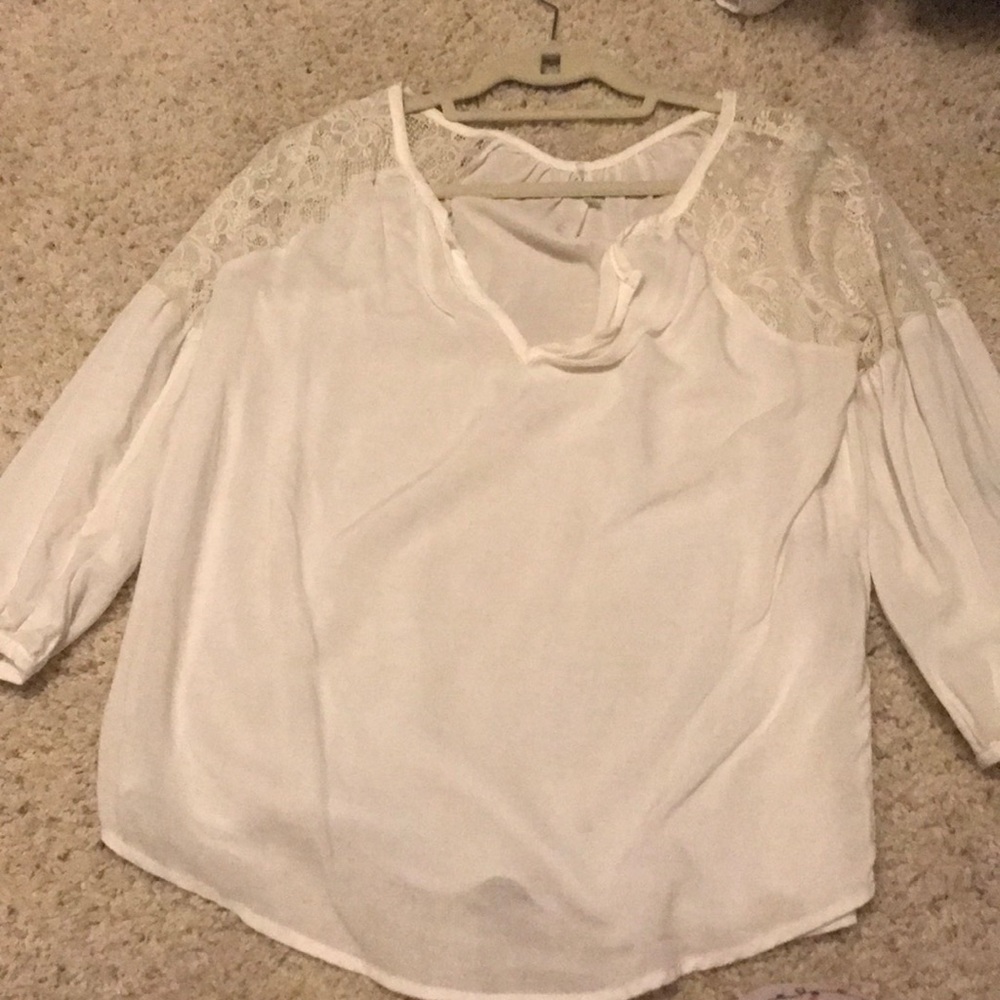 Off white tunic with lace panels